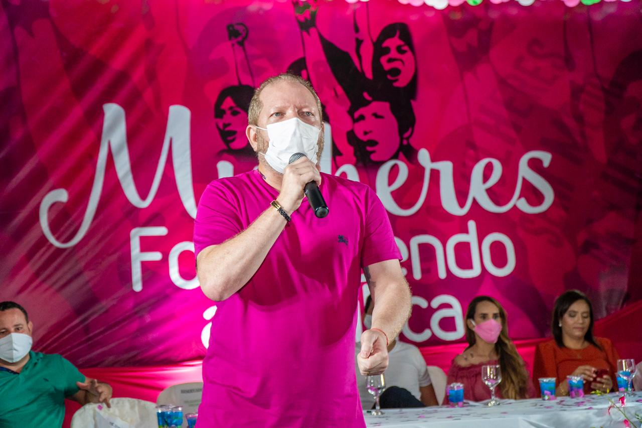 Othelino Neto e Ana Paula Lobato reforçam a importância da participação de mais mulheres militando na política em Pinheiro. Em destaque aqui na Portfólio Vip.