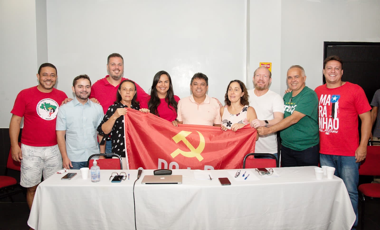 Othelino participa de reunião do partido PCdoB para balanço das eleições no Maranhão. Em destaque aqui na Portfólio Vip