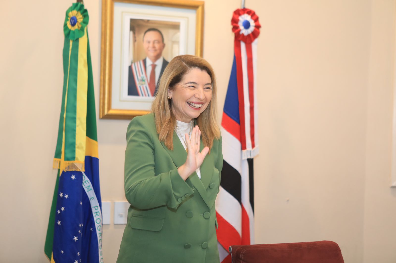 Iracema Vale toma posse como governadora em exercício do Maranhão. Em destaque aqui na Portfólio Vip