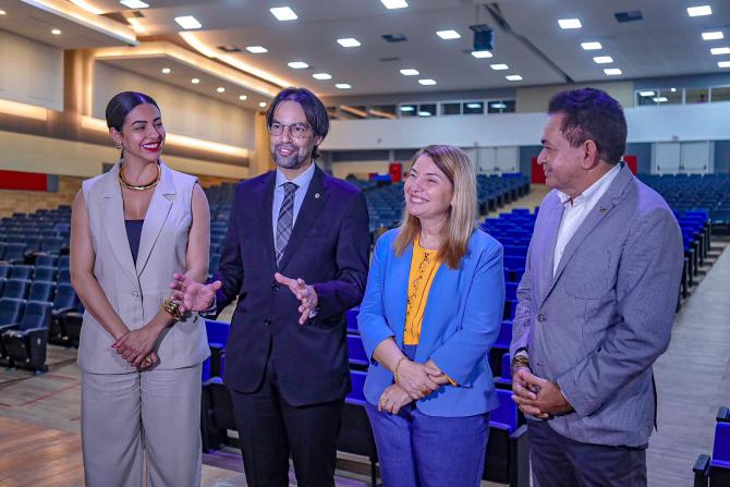 Iracema Vale e presidente da Unale alinham realização do I Seminário Nacional de Legisladoras em São Luís. Em destaque aqui na Portfólio Vip