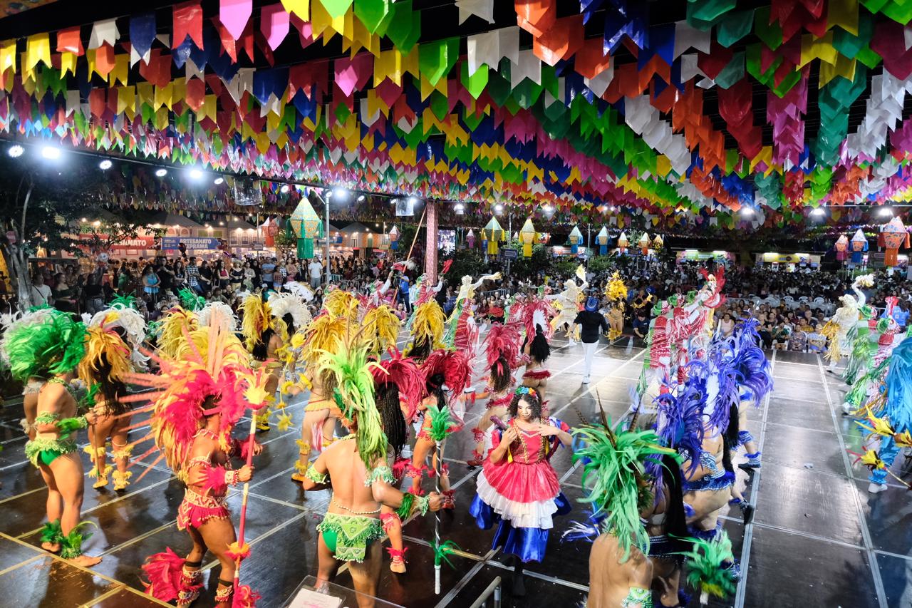 Sucesso – Arraial da Assembleia reúne milhares, fomenta a cultura e gera renda. Em destaque aqui na Portfólio Vip