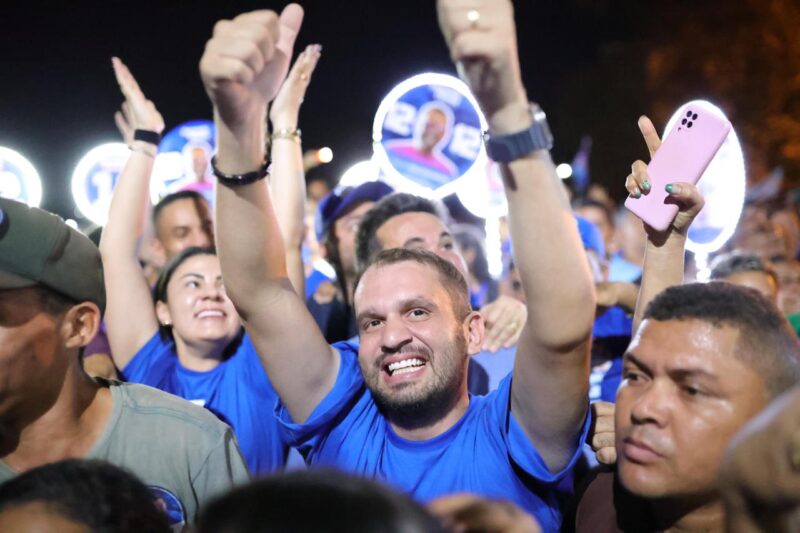 Mais de 10 mil pessoas fazem a maior festa política já registrada em Tuntum em apoio à Fernando Pessoa. Em destaque aqui na Portfólio Vip