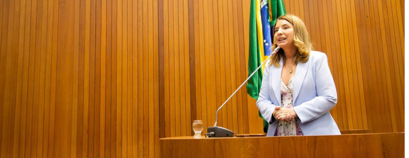 Iracema Vale disse que reeleição simboliza aprovação do trabalho realizado à frente da Assembleia Legislativa. Em destaque aqui na Portfólio Vip