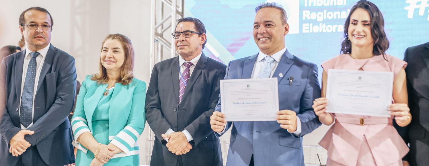 Iracema Vale prestigia diplomação dos eleitos em Paço do Lumiar e destaca confiança na nova gestão. Em destaque aqui na Portfólio Vip