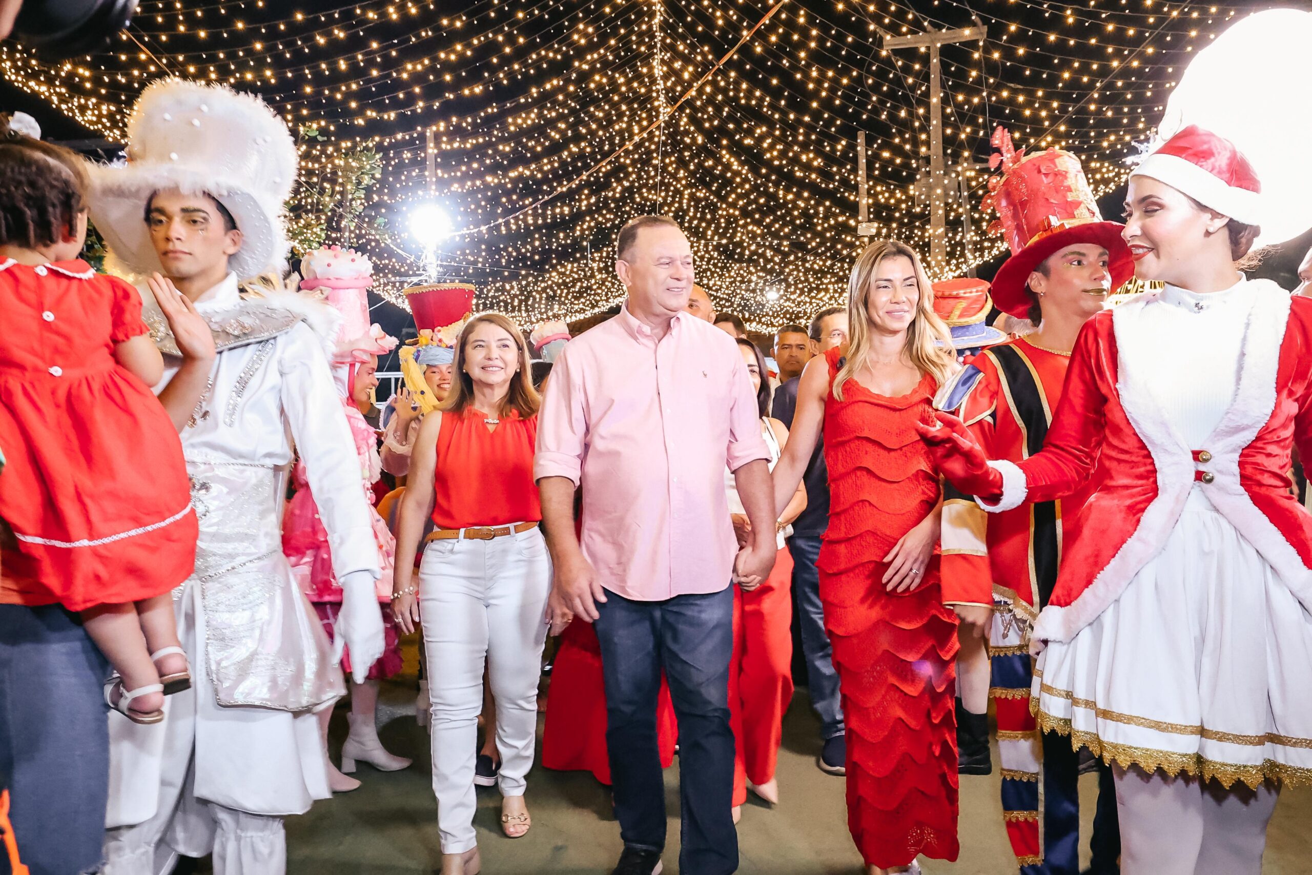 Iracema Vale prestigia abertura da Vila Encantada no Ipem, dentro do ‘Natal dos Sonhos’. Em destaque aqui na Portfólio Vip