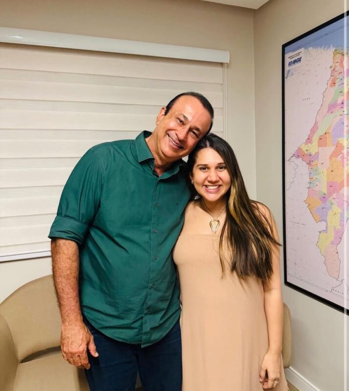 Bruna Pessoa se reúne com Marcus Brandão presidente estadual do MDB em São Luís para importantes alinhamentos políticos. Em destaque aqui na Portfólio Vip.