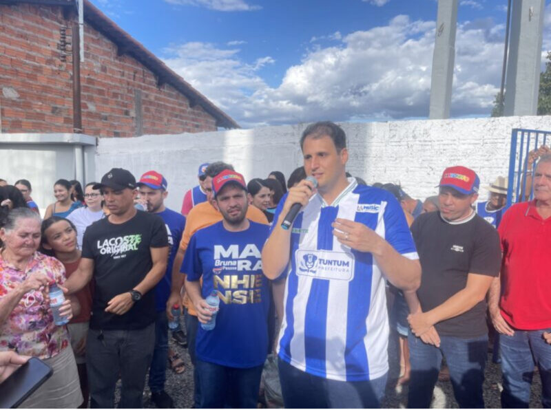 Em Tumtum , com o apoio do prefeito Fernando Pessoa,  Orleans Brandão lidera pesquisa para o governo do Estado. Em destaque aqui na Portfólio Vip.