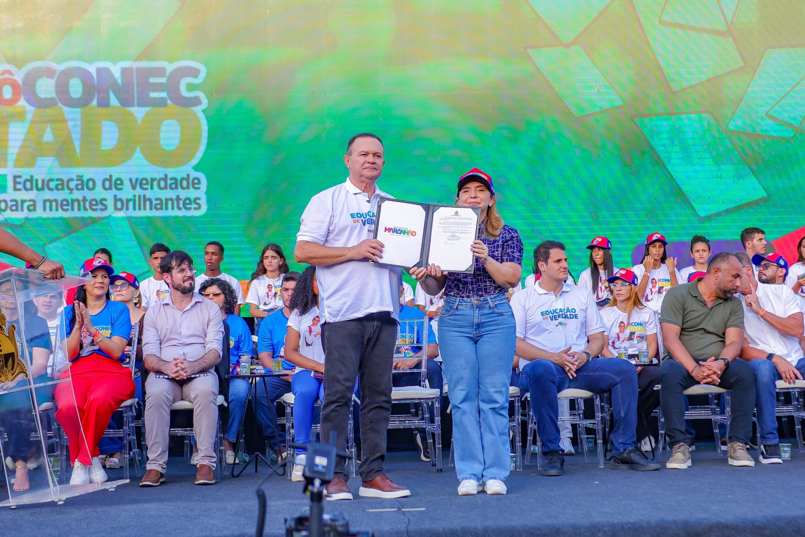 Iracema Vale participa do lançamento do projeto estadual “Tô Conectado” Maranhão. Em destaque aqui na Portfólio Vip.