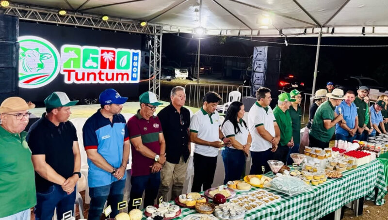 Prefeito Fernando Pessoa abre oficialmente a 1ª AgroTuntum. Em destaque aqui na Portfólio Vip.