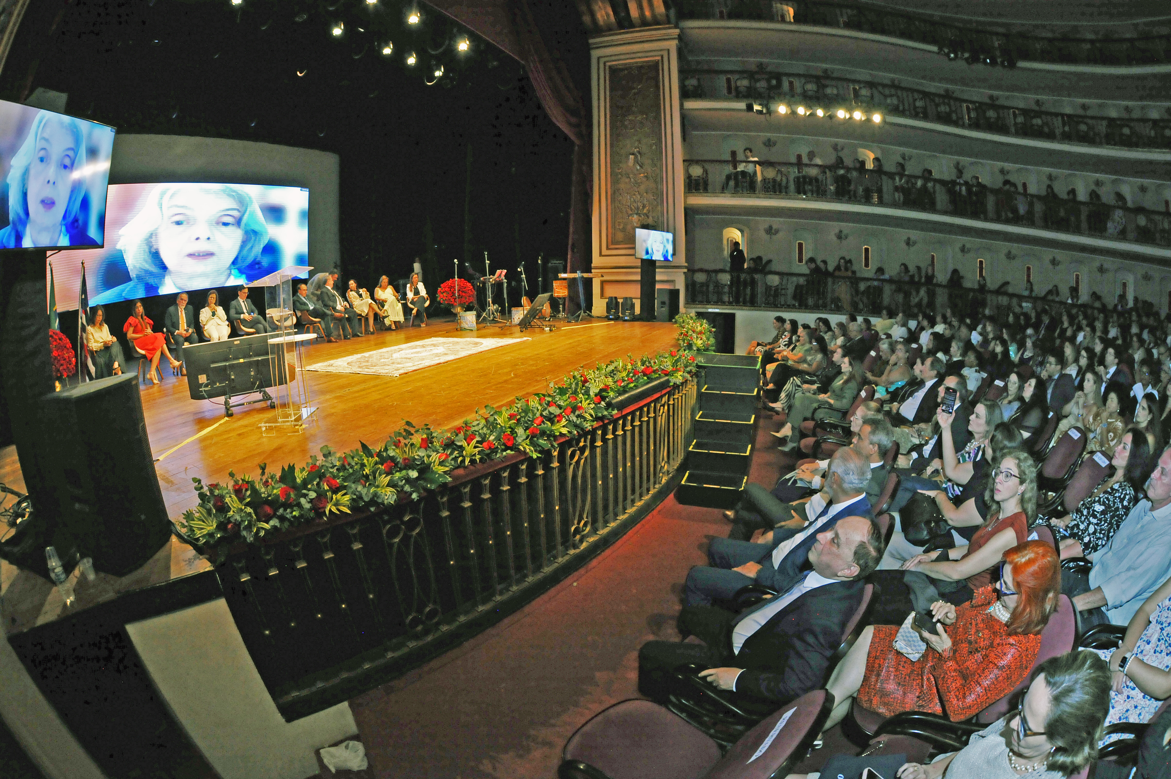 Ministra Cármen Lúcia participa da abertura do XVII Fonavid em São Luís. Em destaque aqui na Portfólio Vip.