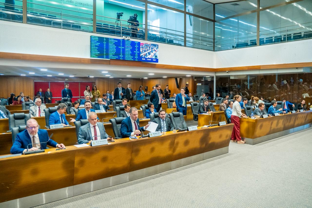 Alema aprova Lei Orçamentária Anual para o exercício financeiro de 2026. Em destaque aqui na Portfólio Vip.