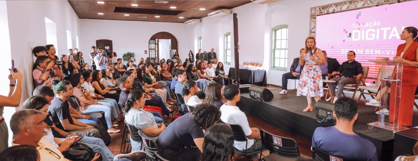 Iracema Vale participa da aula inaugural do Projeto Fundação Digital. Em destaque aqui na Portfólio Vip.