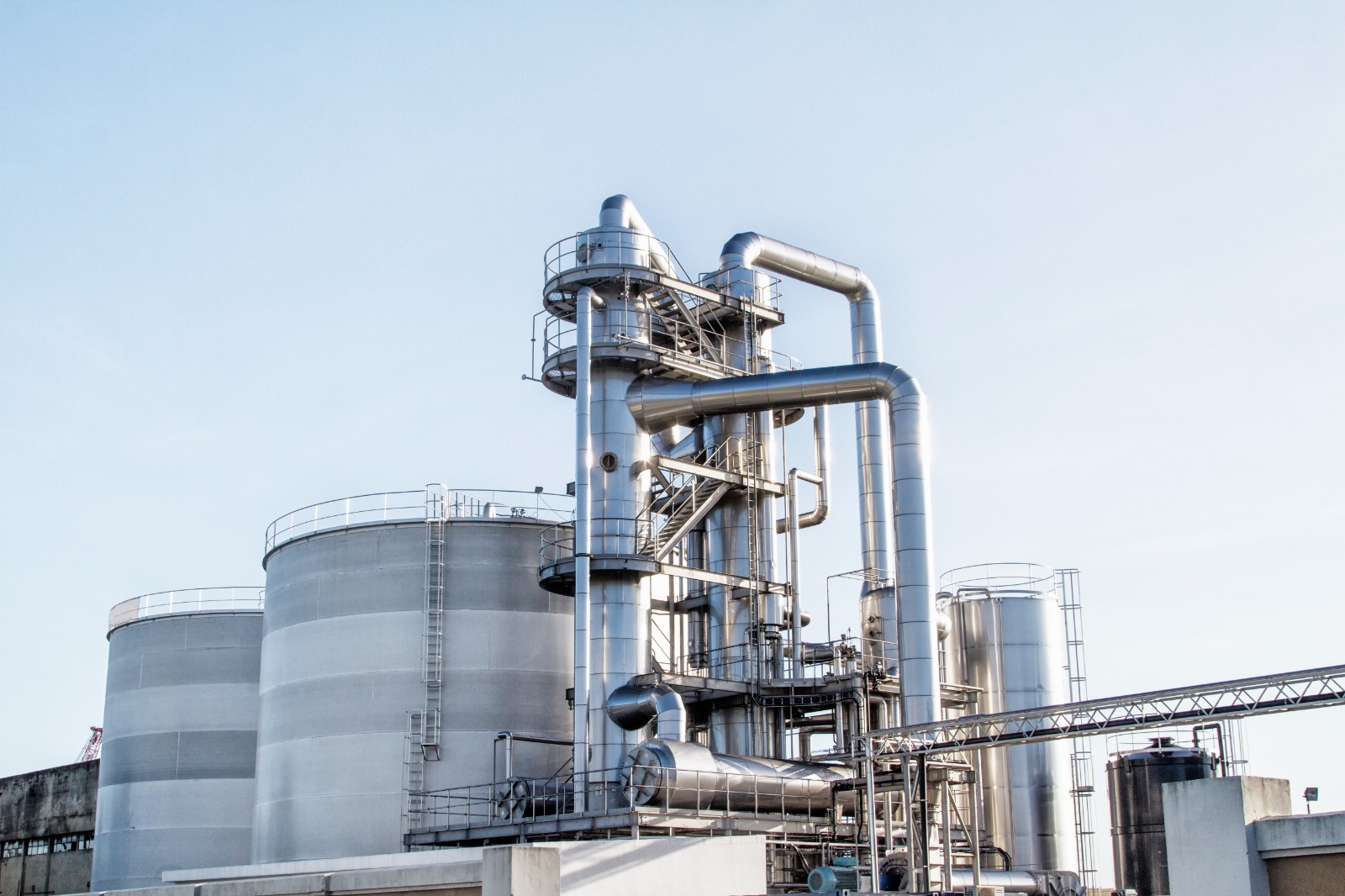 Observatório da Indústria projeta avanço da demanda e compra de matéria-prima no setor produtivo. Em destaque aqui na Portfólio Vip.