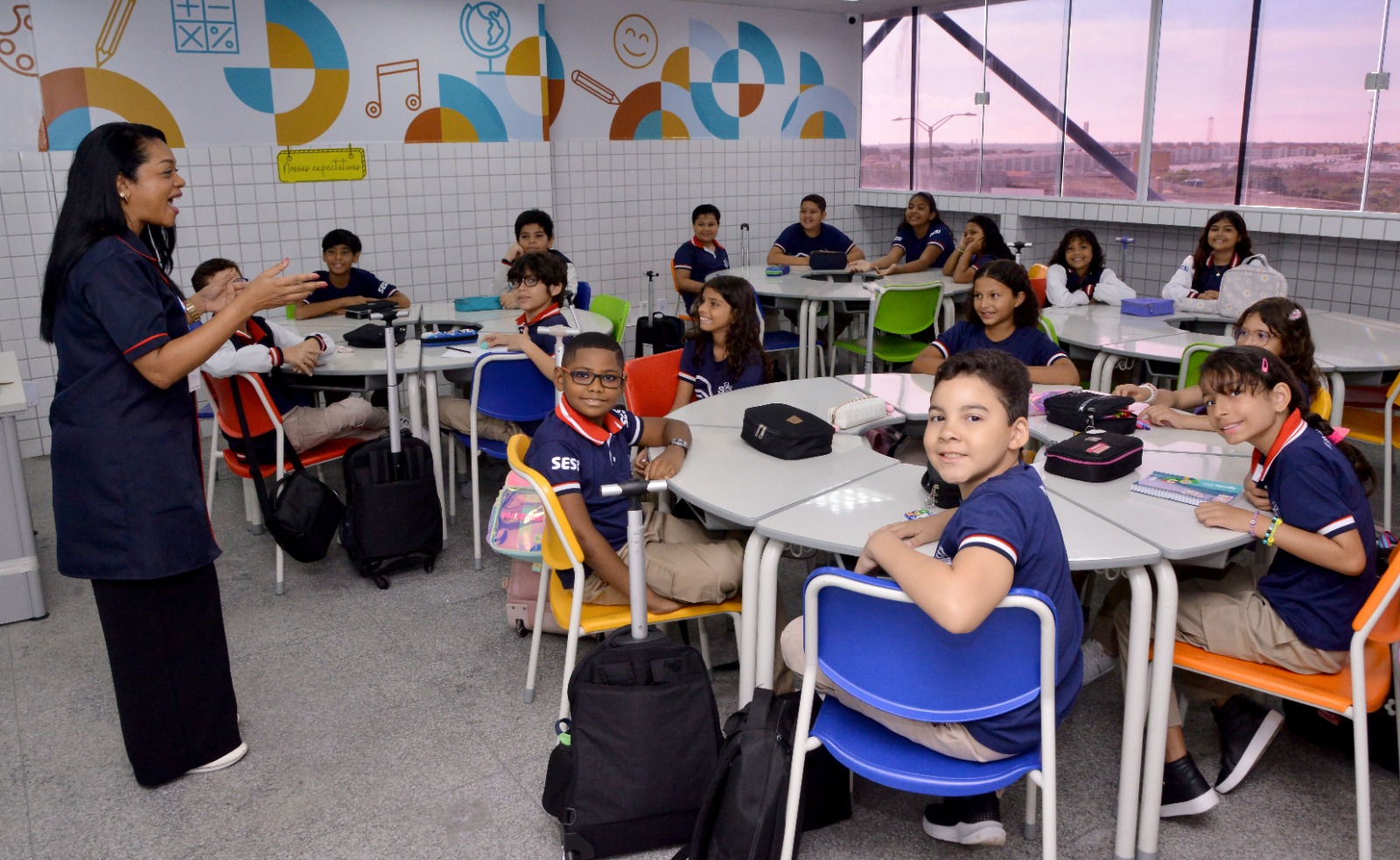 SESI-MA está com seletivos abertos para Professores e Educador Físico. Em destaque aqui na Portfólio Vip.