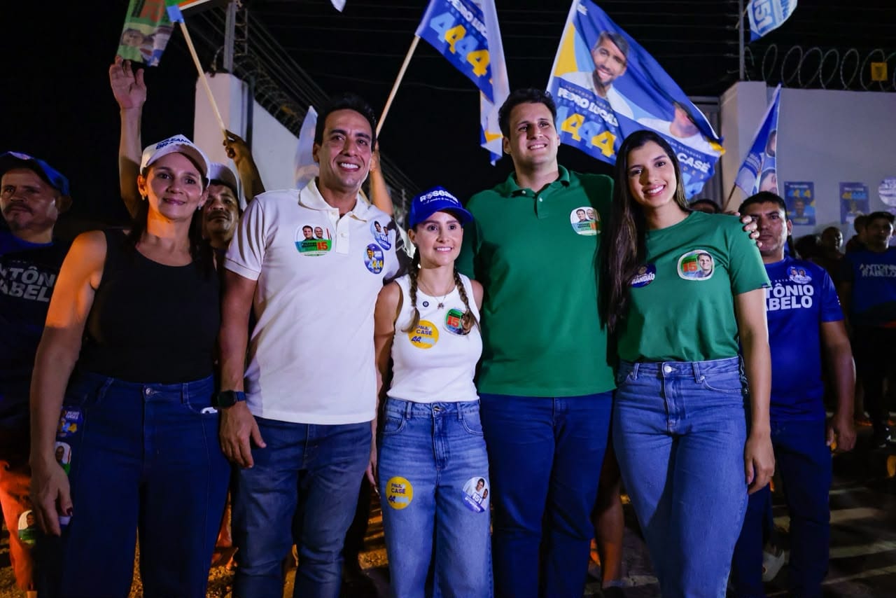 Orleans Brandão arrasta multidão em Peritoró e afirma estar pronto para “ser o melhor governador que o Maranhão já viu”. Em destaque aqui na Portfólio Vip.