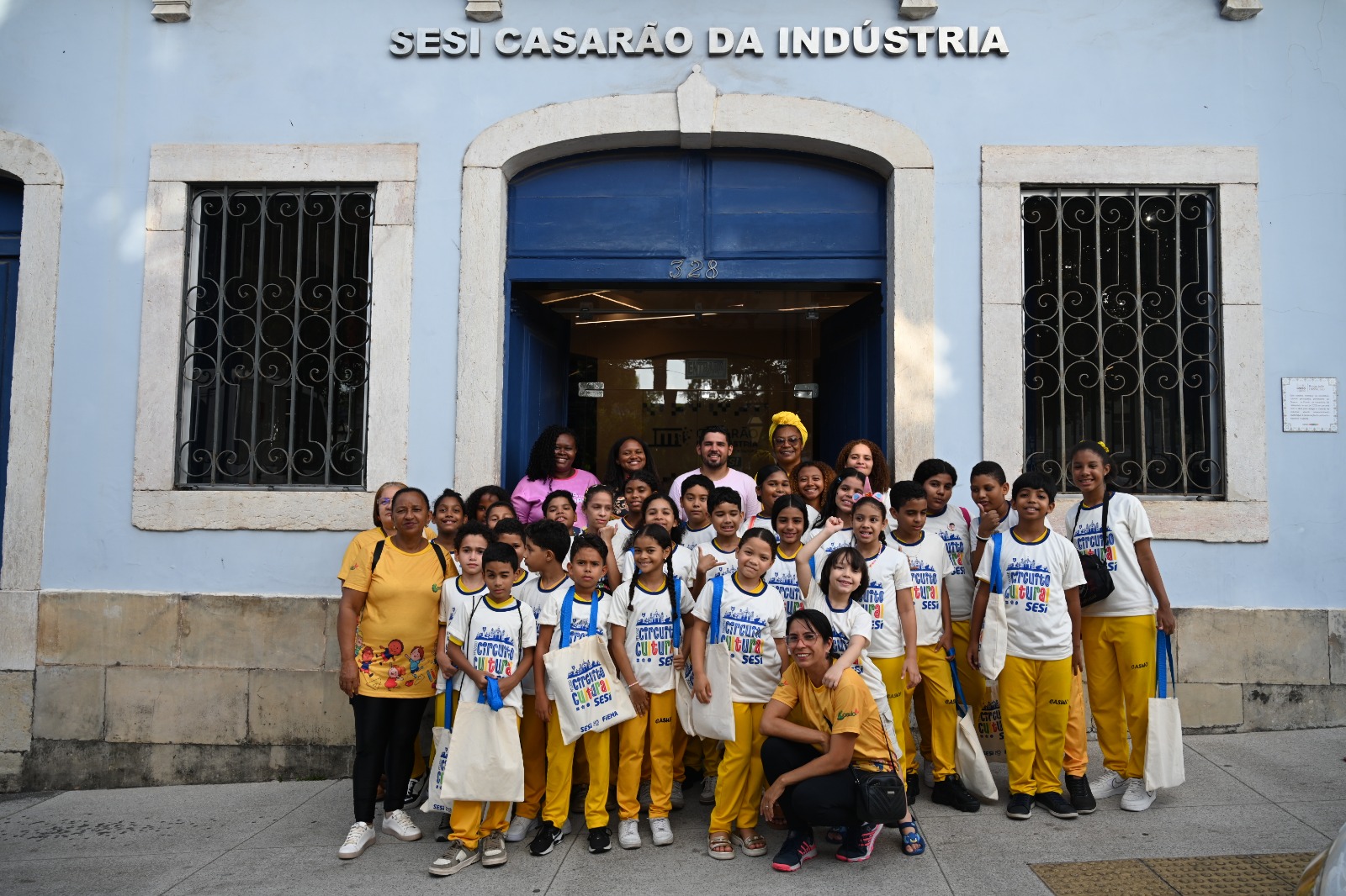 Circuito Cultural SESI oferece oficinas sobre o Bumba Meu Boi. Em destaque aqui na Portfólio Vip.