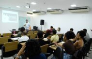 Alema promove curso de Libras para ampliar acessibilidade no atendimento. Em destaque aqui na Portfólio Vip.